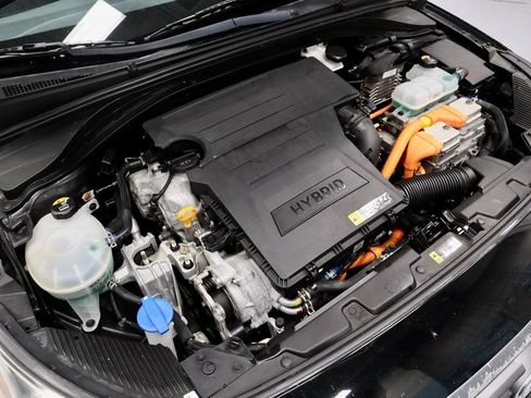 Used 2018 Hyundai Ioniq Blue image 17