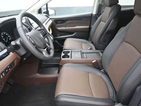 New 2026 Honda Odyssey Elite image 17
