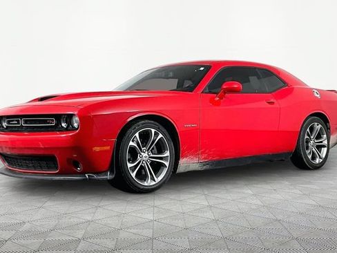 Used 2020 Dodge Challenger R/T RWD image 1