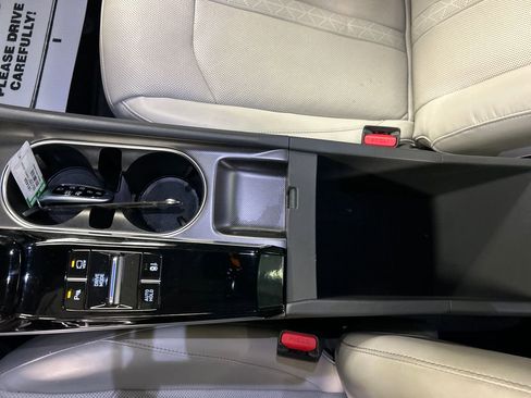 Used 2022 Hyundai Sonata Limited image 19