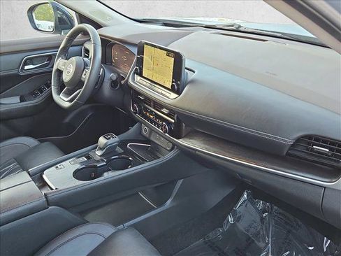 Used 2021 Nissan Rogue Platinum FWD image 23