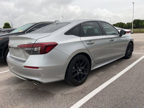 Used 2025 Honda Civic Sport image 3