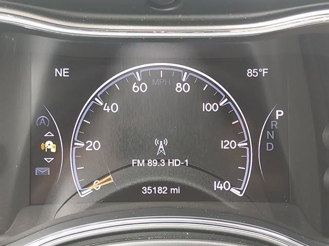 Certified 2022 Jeep Grand Cherokee Limited AWD/4WD image 18