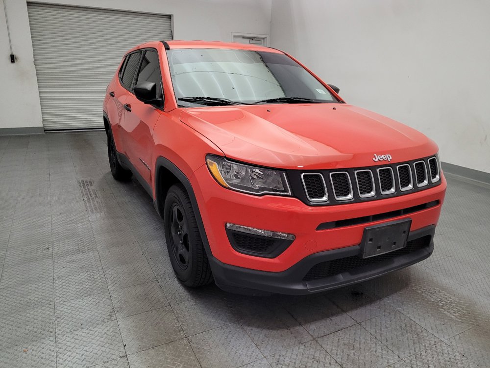 Used 2018 Jeep Compass Sport w/ Tech Group FWD image 14