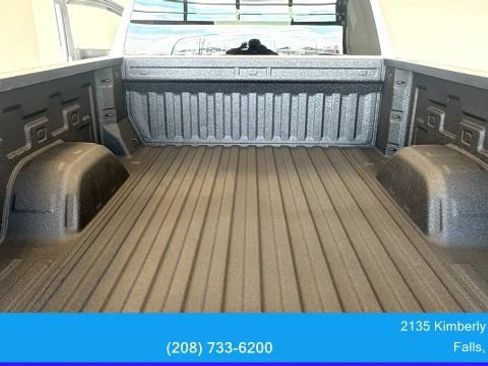Used 2023 GMC Sierra 1500 Pro w/ Pro Value Package AWD/4WD image 19