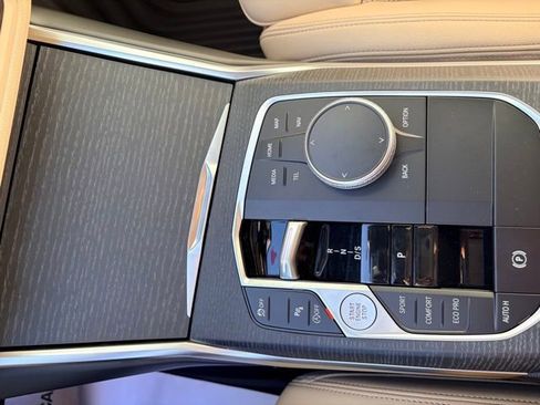 New 2026 BMW 330i xDrive Sedan w/ Convenience Package image 13