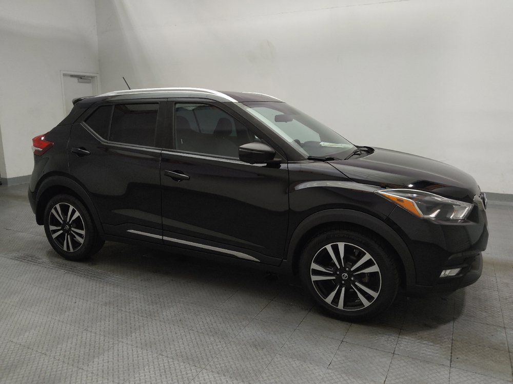 Used 2019 Nissan Kicks SR FWD image 11