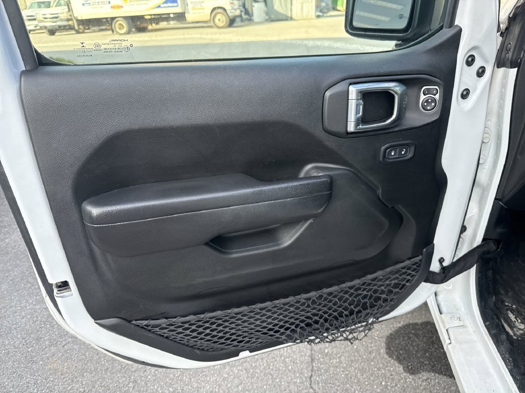 Used 2022 Jeep Wrangler Unlimited Sport AWD/4WD image 18