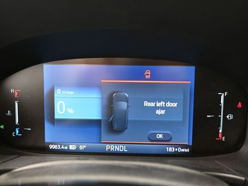 Certified 2025 Ford Escape SE w/ Class II Trailer Tow Package image 15