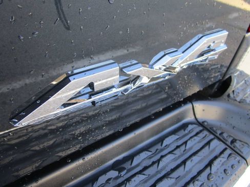 New 2026 RAM 2500 Tradesman AWD/4WD image 19