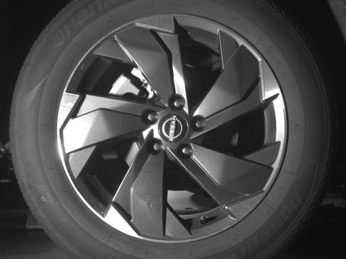 Used 2025 Nissan Rogue SV AWD/4WD image 15