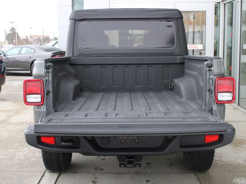 Certified 2021 Jeep Gladiator Sport image 33