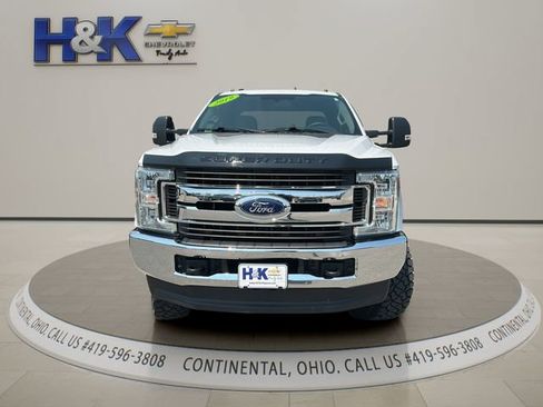 Used 2019 Ford F250 XL w/ STX Appearance Package AWD/4WD image 2