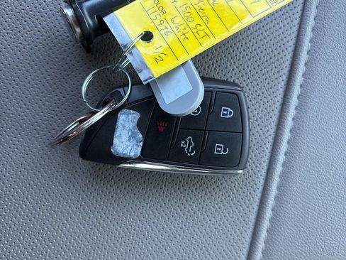 Used 2024 GMC Sierra 1500 SLT w/ SLT Premium Plus Package image 12