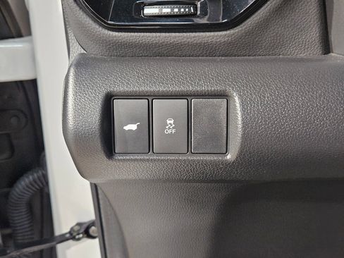 Used 2024 Honda Pilot Touring image 26