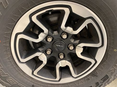 Used 2016 RAM 1500 Rebel w/ Luxury Group image 27