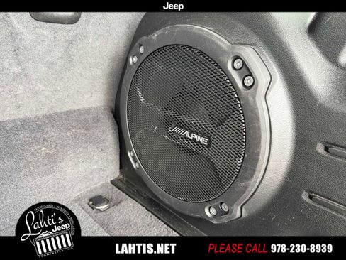 Certified 2022 Jeep Wrangler Unlimited Sahara w/ Cold Weather Group image 29