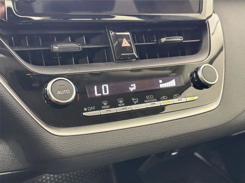 Certified 2023 Toyota Corolla LE image 24