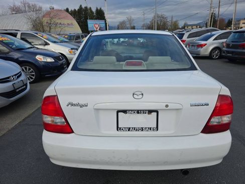 Used 2002 MAZDA Protege FWD image 4