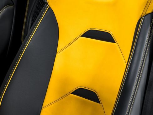 Used 2023 Lamborghini Huracan EVO AWD/4WD image 21