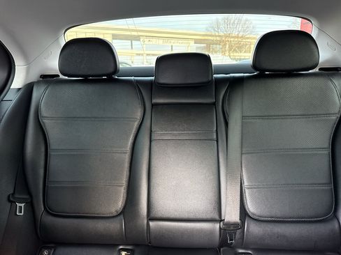 Used 2023 Mercedes-Benz C 300 4MATIC Sedan image 62