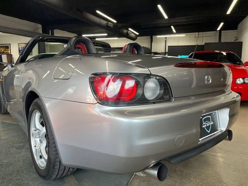 Used 2001 Honda S2000 image 33
