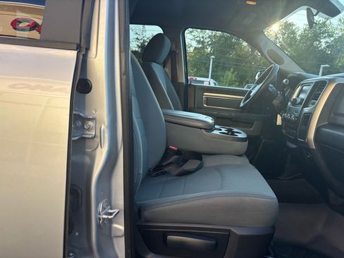 Used 2017 RAM 2500 SLT image 35