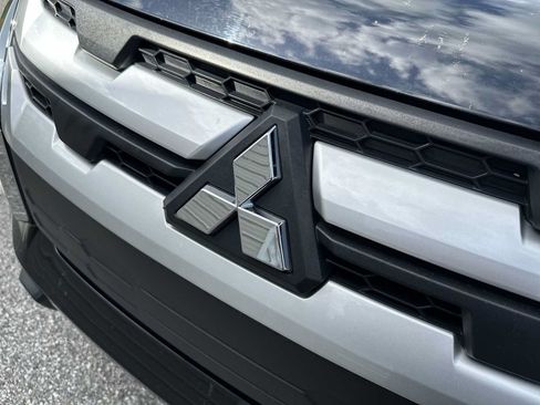 Used 2024 Mitsubishi Outlander Sport ES AWD/4WD image 10