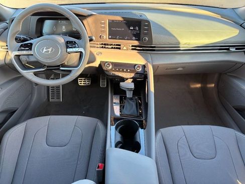 New 2026 Hyundai Elantra SEL Sport image 6