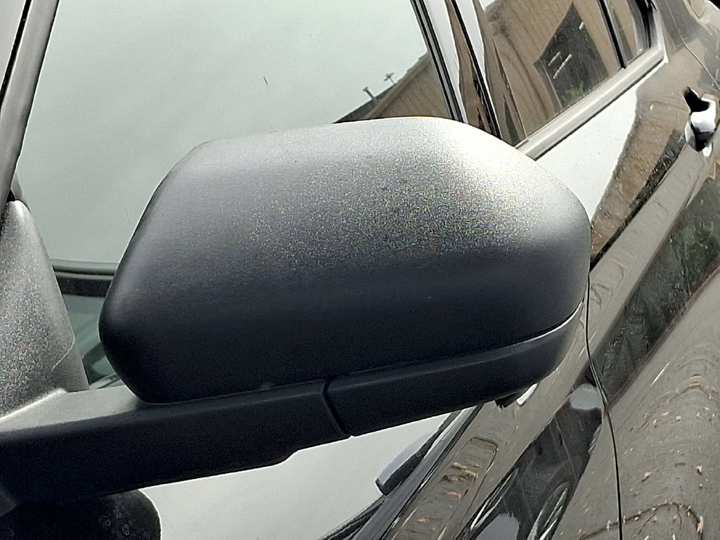 Used 2026 Ford Explorer Active RWD image 10