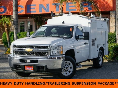 Used 2012 Chevrolet Silverado 3500 W/T image 4