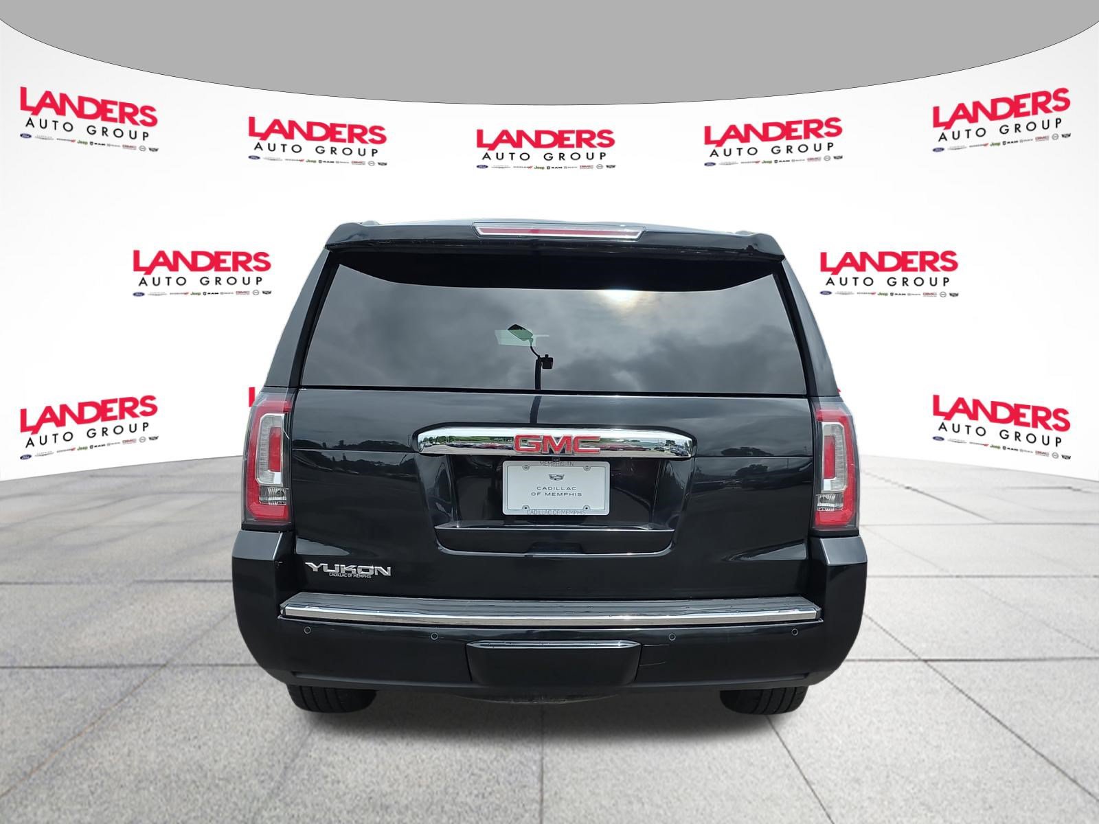 Used 2020 GMC Yukon Denali w/ Denali Premium Package AWD/4WD image 4