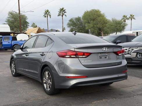 Used 2018 Hyundai Elantra SEL image 6