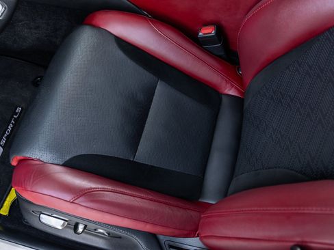 Used 2023 Lexus LS 500 F Sport image 23