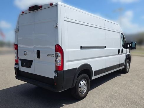 Used 2023 RAM ProMaster 2500 FWD image 5