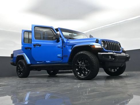 Used 2025 Jeep Gladiator Sport AWD/4WD image 67