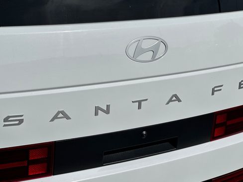 Used 2025 Hyundai Santa Fe SEL AWD/4WD image 28