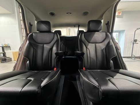 Used 2024 Hyundai Palisade SEL FWD image 25