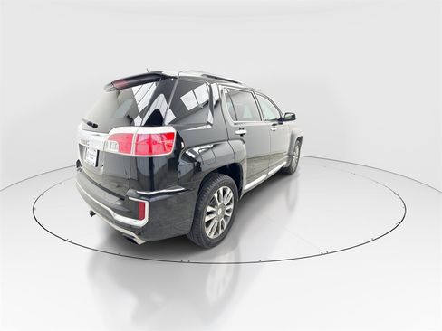 Used 2017 GMC Terrain Denali image 8