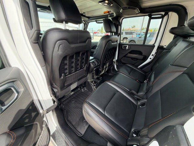Used 2022 Jeep Gladiator Mojave w/ Cold Weather Group AWD/4WD image 20