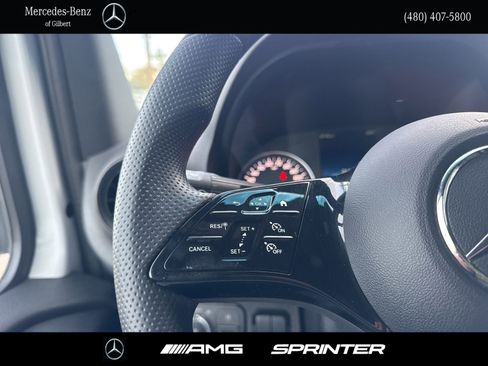 Used 2025 Mercedes-Benz Sprinter 2500 image 29