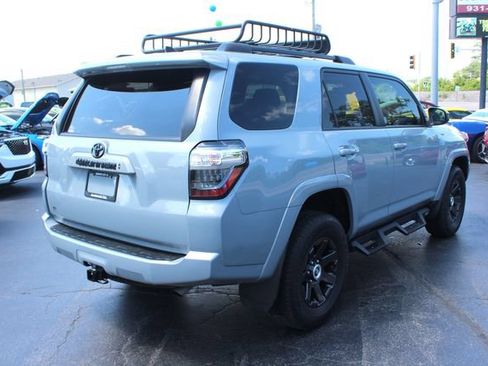 Used 2021 Toyota 4Runner Trail Special Edition AWD/4WD image 31