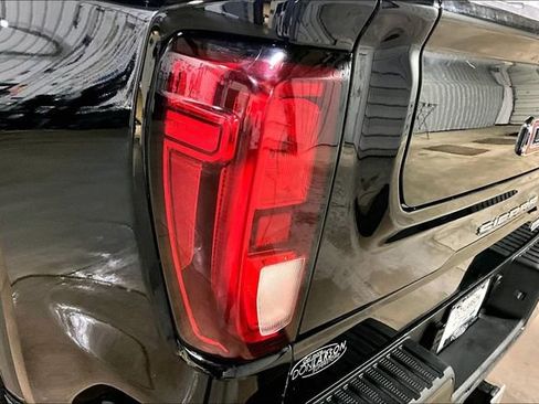 Used 2021 GMC Sierra 1500 Elevation image 8