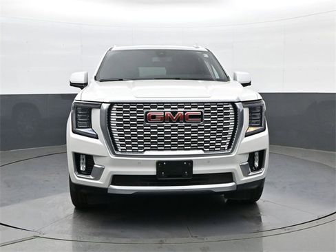 Certified 2022 GMC Yukon Denali image 2