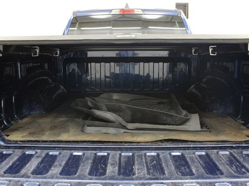Used 2019 RAM 1500 Laramie w/ Sport Appearance Package AWD/4WD image 29