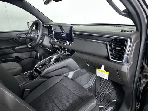 New 2026 GMC Canyon Elevation w/ Convenience Package RWD image 31