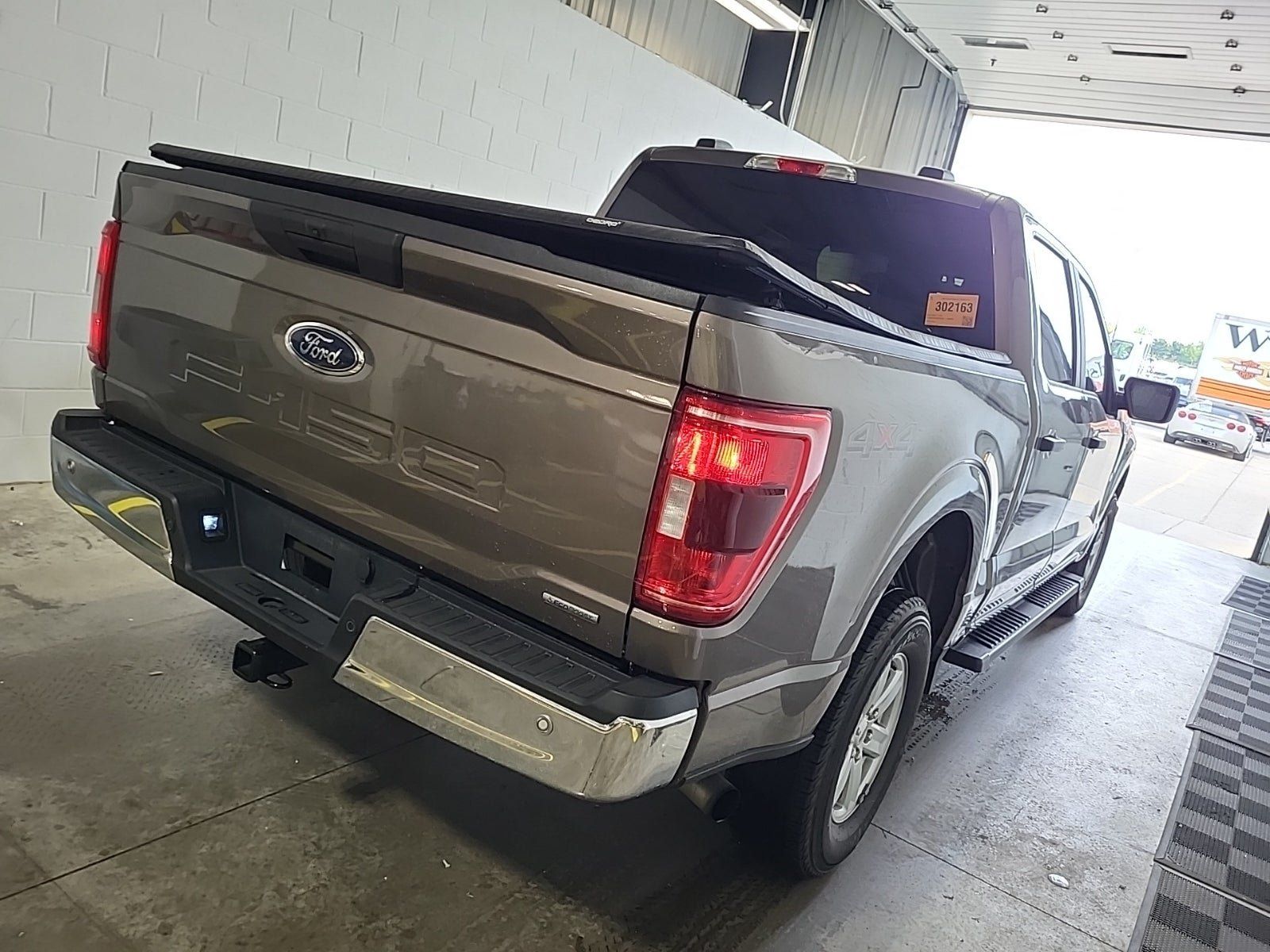 Used 2023 Ford F150 XLT AWD/4WD image 6
