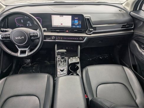 Used 2023 Kia Sportage EX image 13