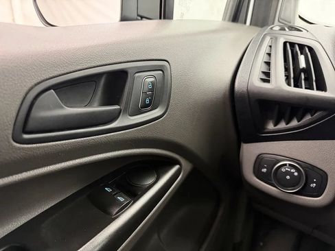 Used 2020 Ford Transit Connect XL FWD image 12