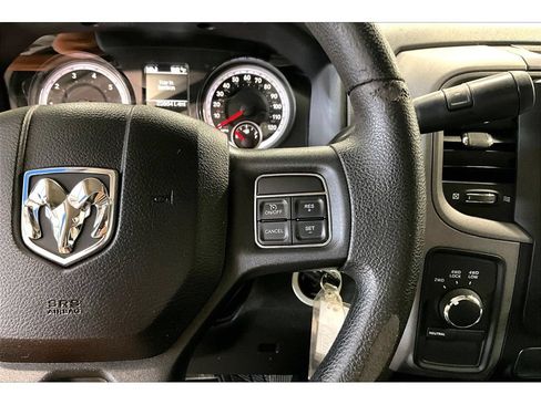 Used 2016 RAM 1500 ST w/ SXT Appearance Group AWD/4WD image 11